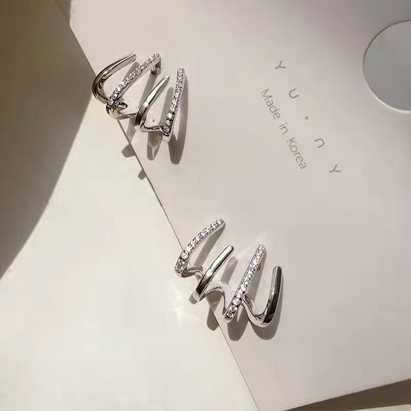 Temperament Fashion Women's Retro Exquisite Earrings - FASHIONKULTUR