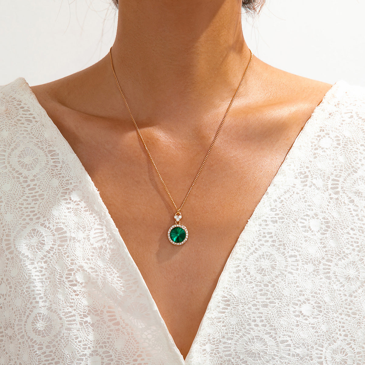 Fashion Simple Water Brick Round Emerald Jewelry Suit - FASHIONKULTUR