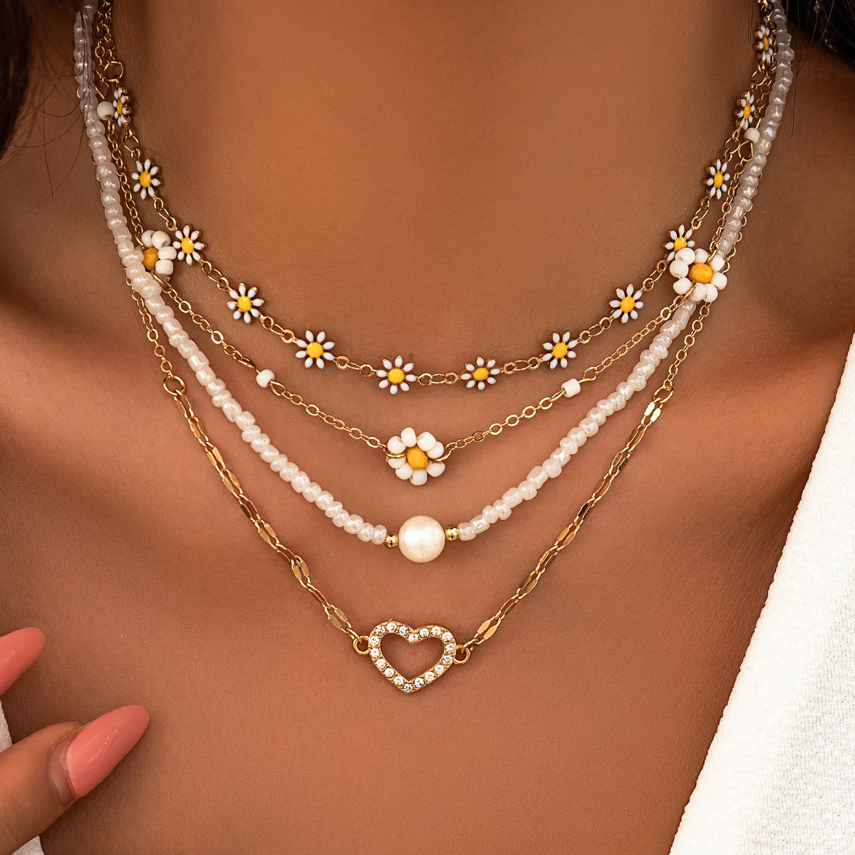 Women's Pearl Little Daisy Suit Necklace - FASHIONKULTUR