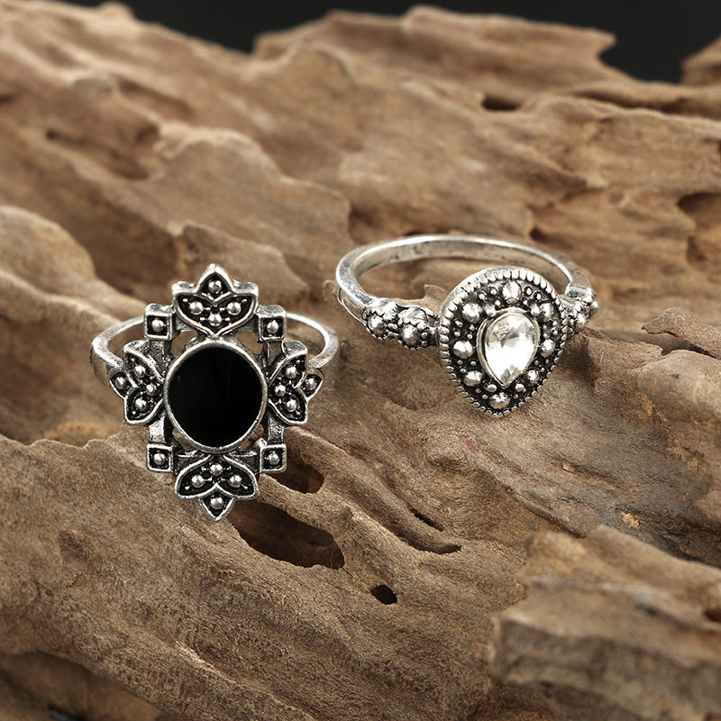 Personalized Hollow Lotus Sunflower Geometric Black Gemstone Set Ring - FASHIONKULTUR