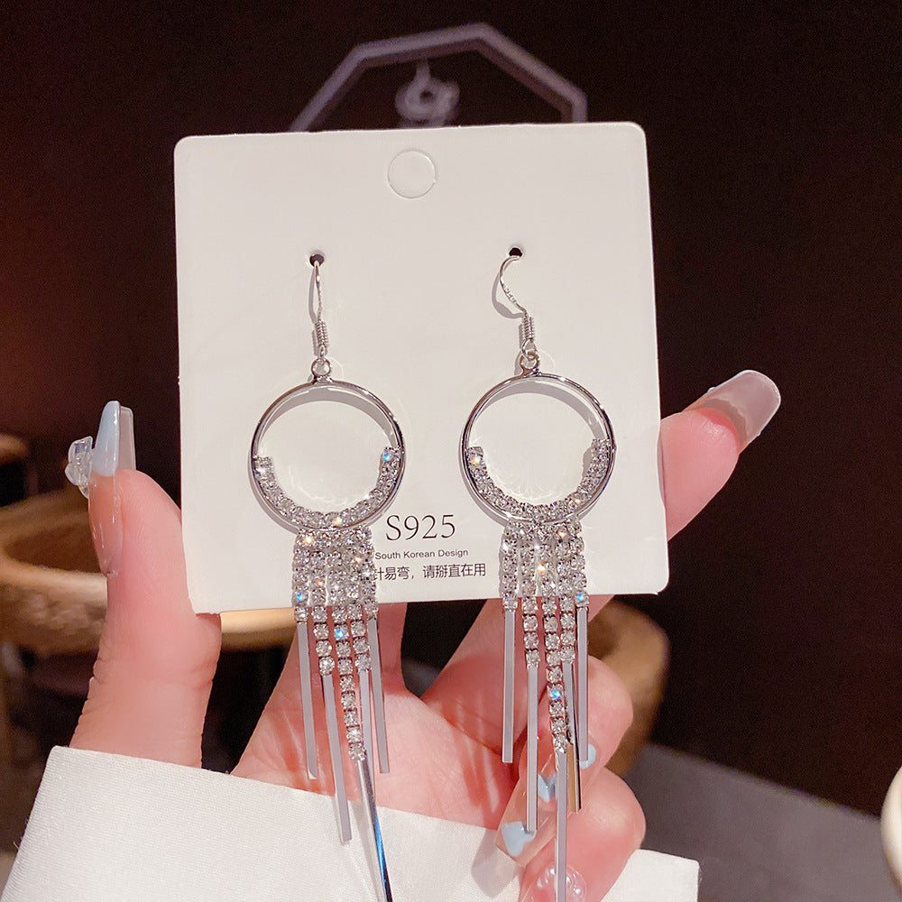 Sterling Silver Needle Light Luxury Pearl Earrings Graceful Personality - FASHIONKULTUR