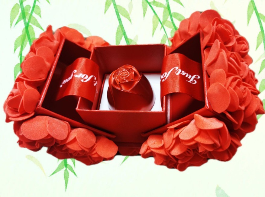 Hot Valentine's Day Gifts Metal Rose Jewelry Gift Box Necklace For Wedding Girlfriend Necklace Gifts - FASHIONKULTUR