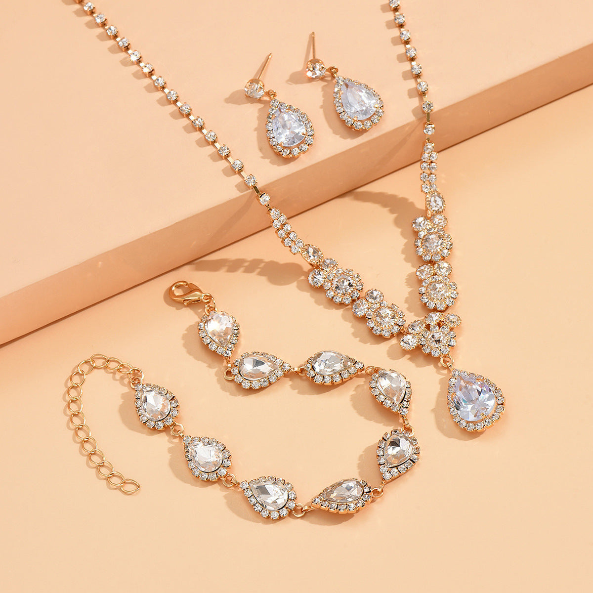 Fashionable Golden Rose Gold Three-piece Set - FASHIONKULTUR