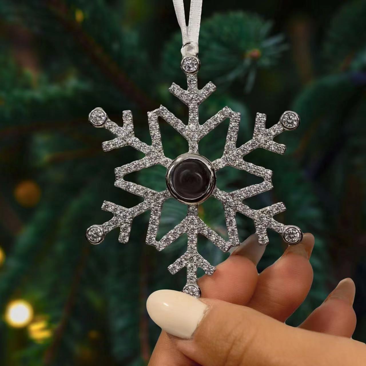 Thanksgiving Christmas Gift Snowflake Projection Necklace - FASHIONKULTUR