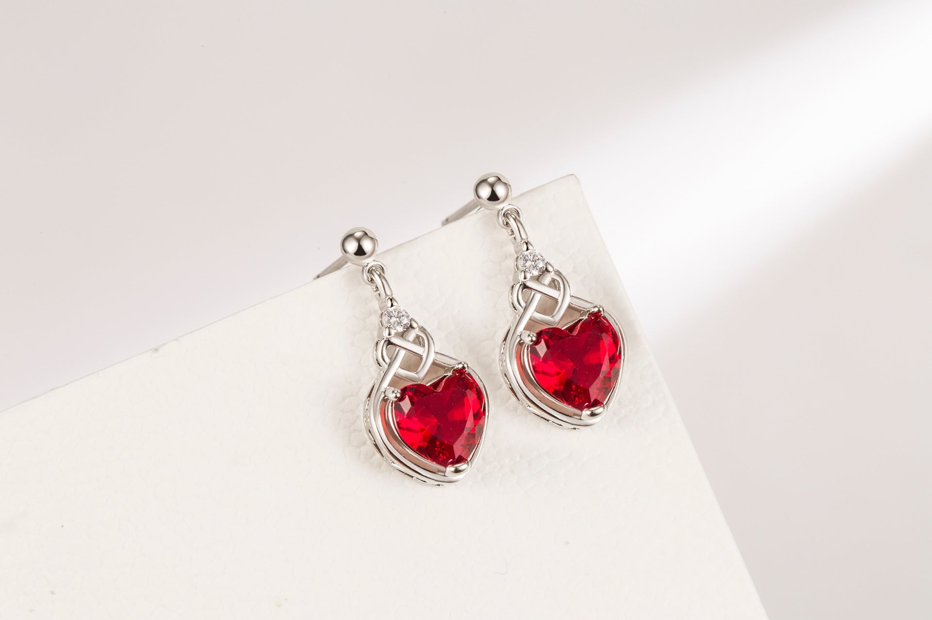 Heart-shaped Ruby Jewelry Suit - FASHIONKULTUR