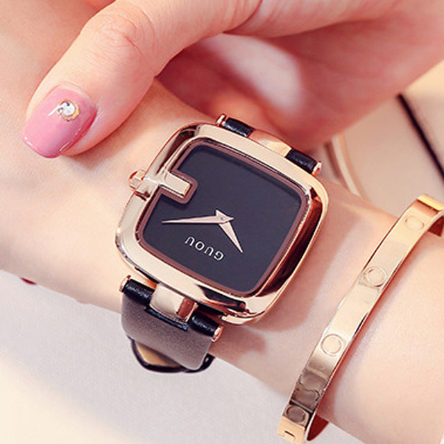 Square bracelet watch - FASHIONKULTUR