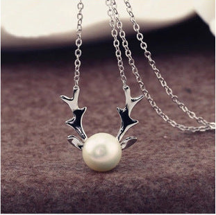 Small Elk Pearl Pendant - FASHIONKULTUR