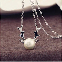 Small Elk Pearl Pendant - FASHIONKULTUR