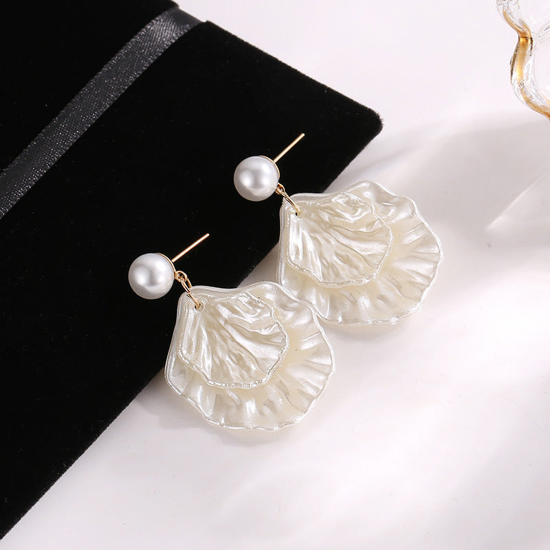 New Style Pearl Shell Earrings For Ladies - FASHIONKULTUR