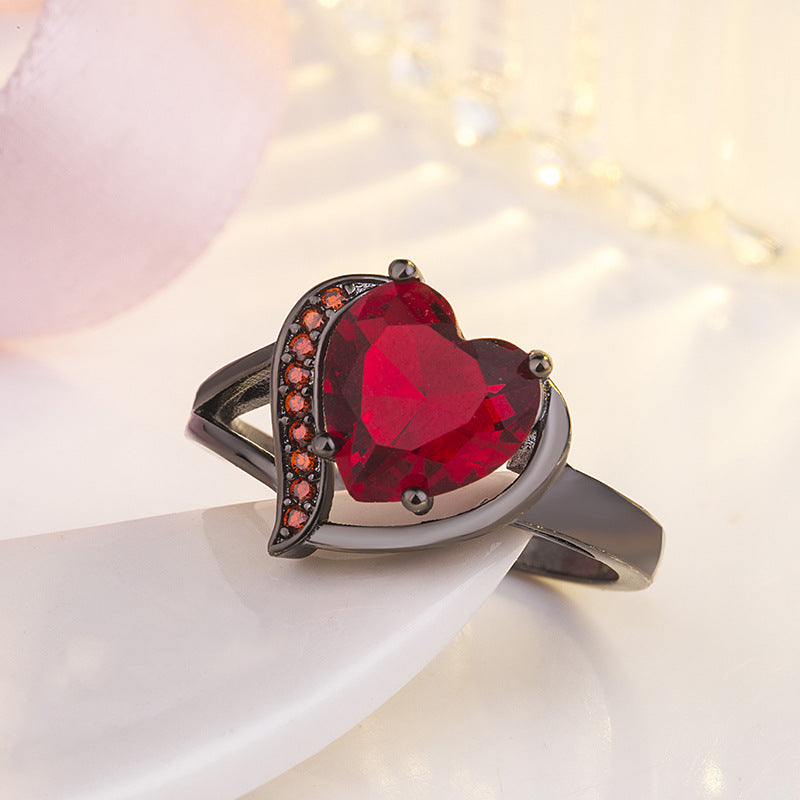 Love Heart-shaped Black Gold Plated Color Large Zircon Heart-shaped Ring - FASHIONKULTUR