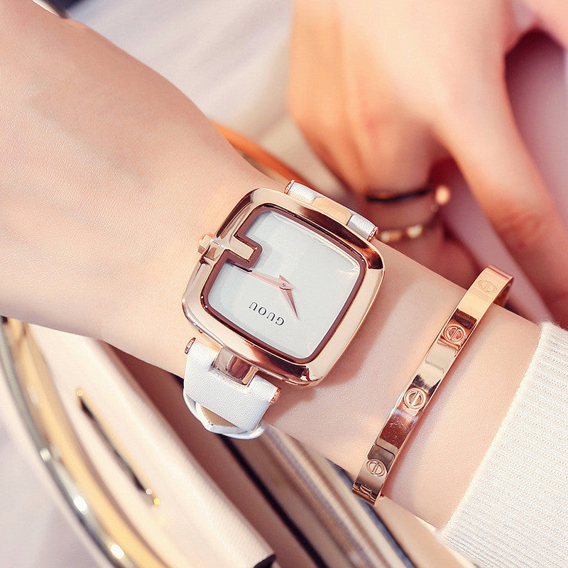 Square bracelet watch - FASHIONKULTUR