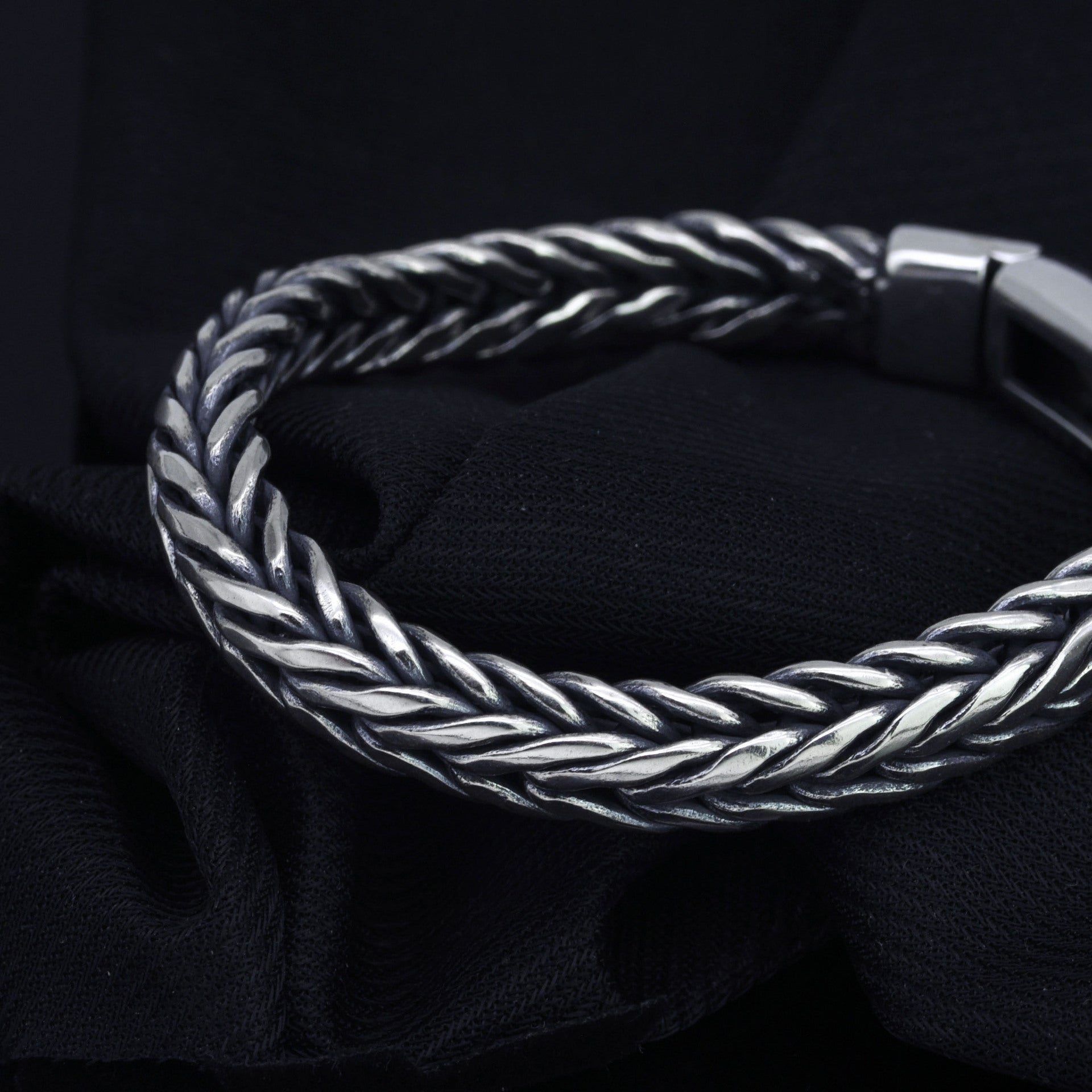 S925 Silver Handmade Woven Keel Bracelet For Men - FASHIONKULTUR