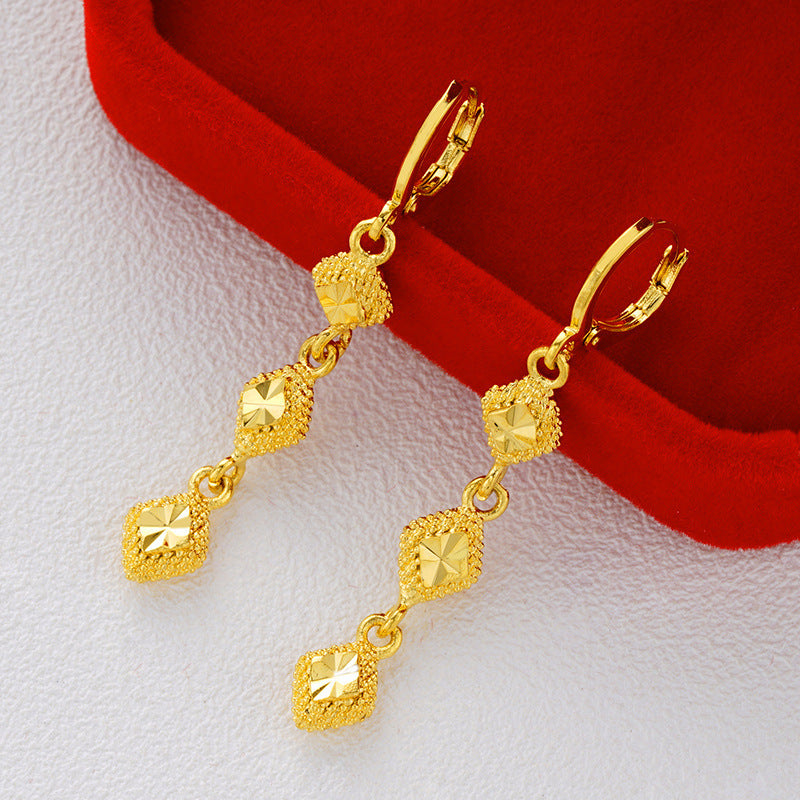 Brass Plated Gold Heart-shaped Earrings Lady Temperament Jewelry - FASHIONKULTUR