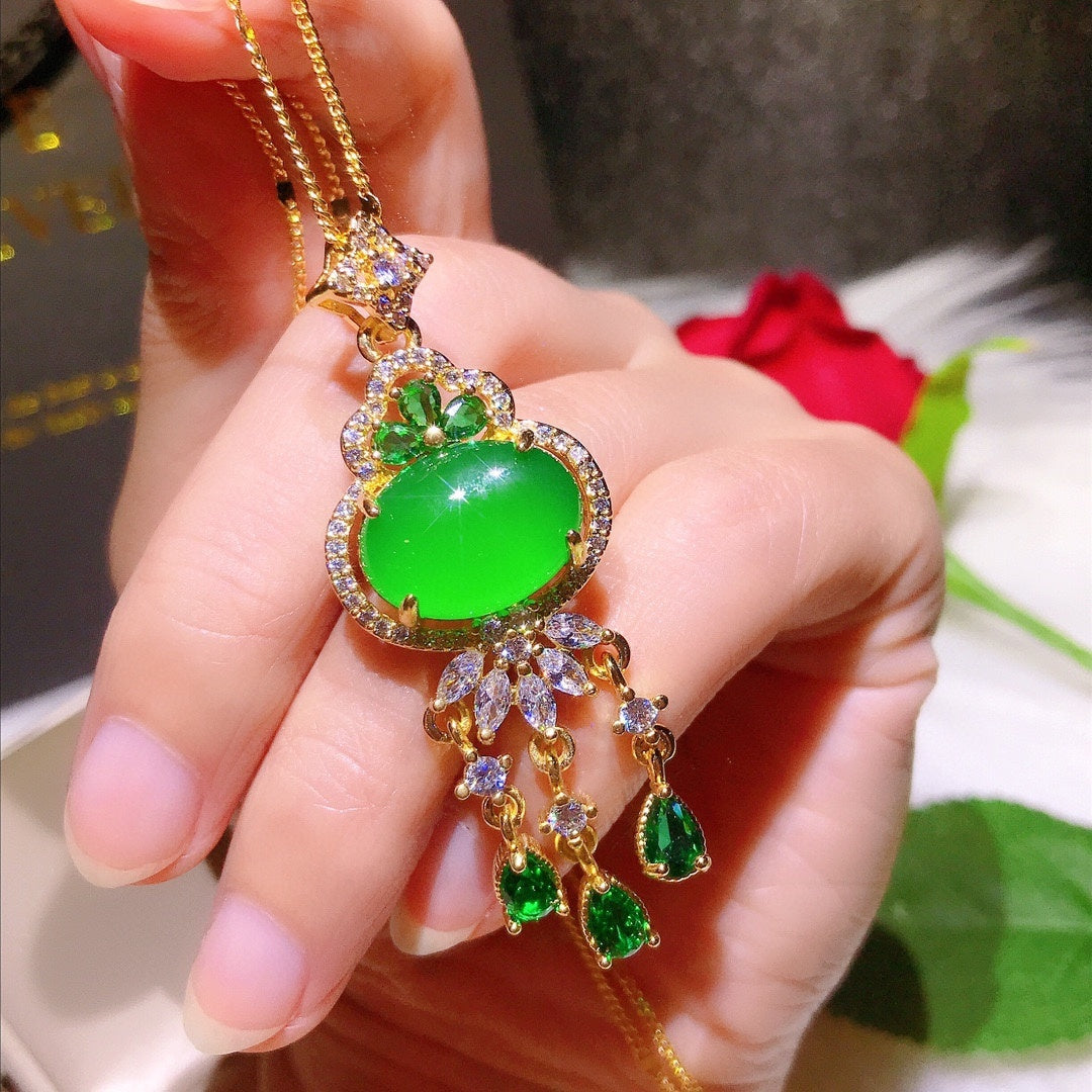 Luxury Inlaid Natural Ice Sun Green Chalcedony Pendant - FASHIONKULTUR