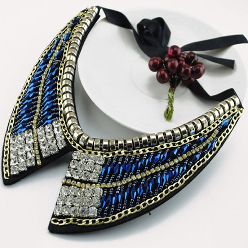 Fashionable Statement Choker Necklace - FASHIONKULTUR