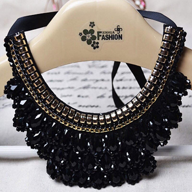 Fashionable Statement Choker Necklace - FASHIONKULTUR