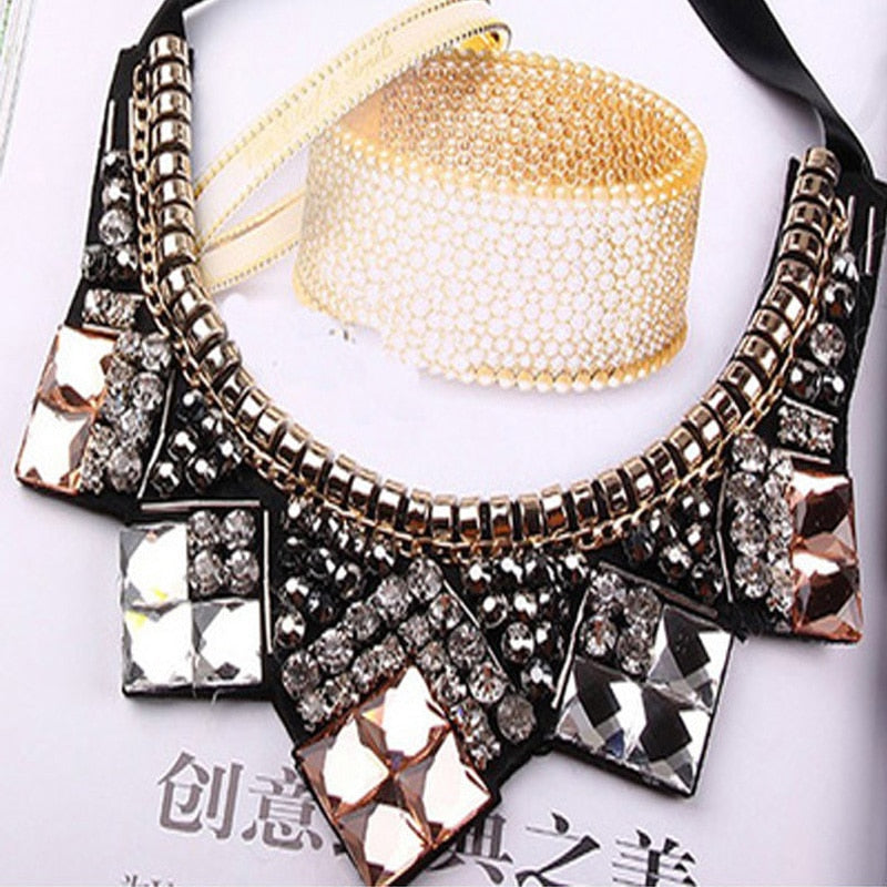 Fashionable Statement Choker Necklace - FASHIONKULTUR